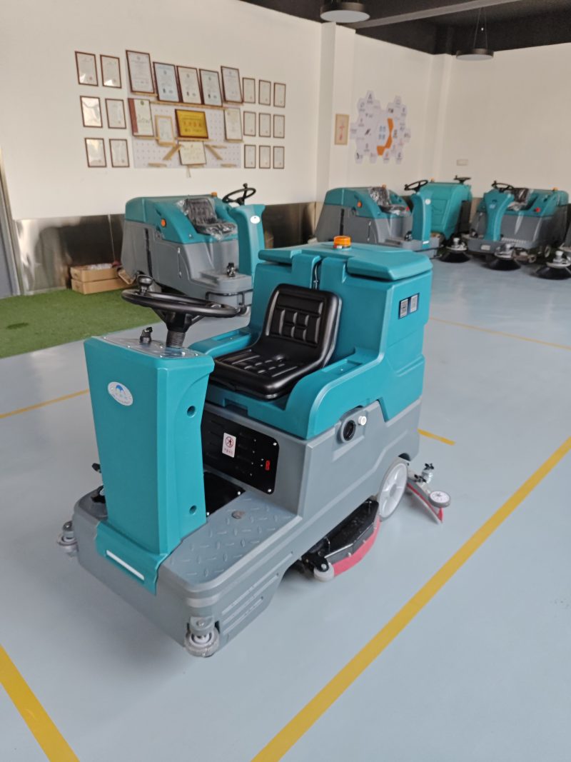 雙刷洗地車新標桿!430mm盤+1200mm吸扒,5000㎡/h高效覆蓋